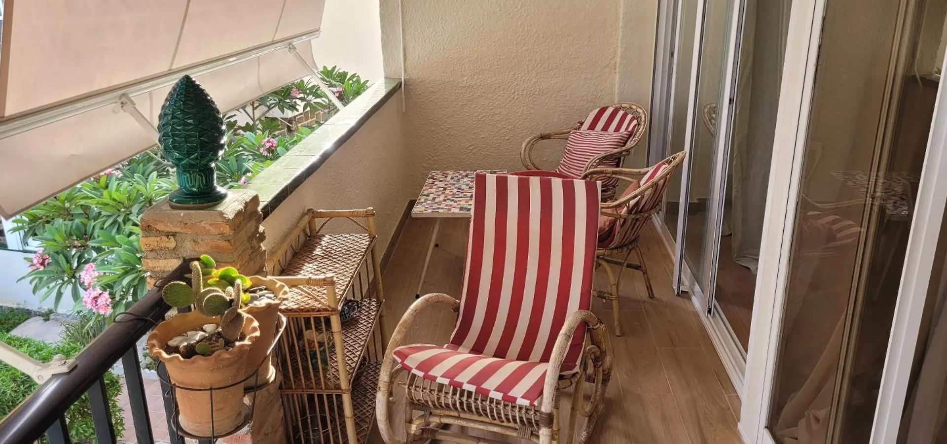 Апартаменты The Sea At Your Doorstep Торремолинос